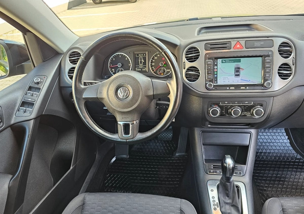 Volkswagen Tiguan cena 39990 przebieg: 198000, rok produkcji 2010 z Ozorków małe 301